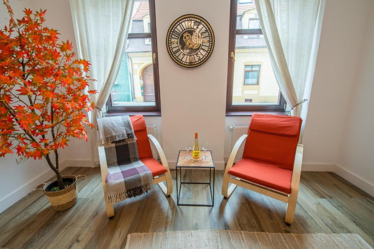 Old Town Suites Brassó Kültér fotó